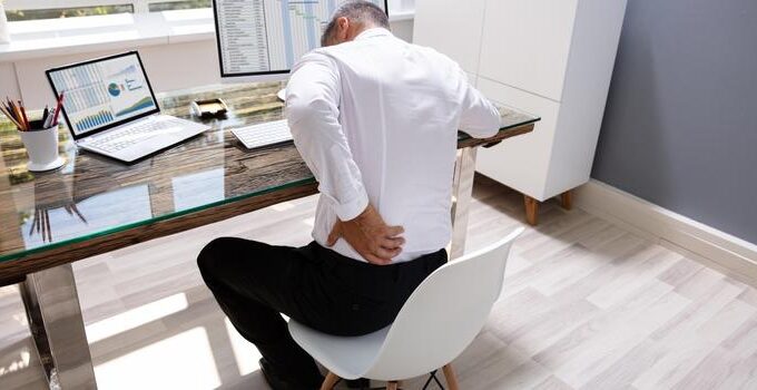 How to Sit with SI Joint Pain